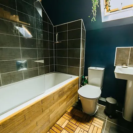 شقة Mansell Road - Trendy Loft With Free Parking بريستول