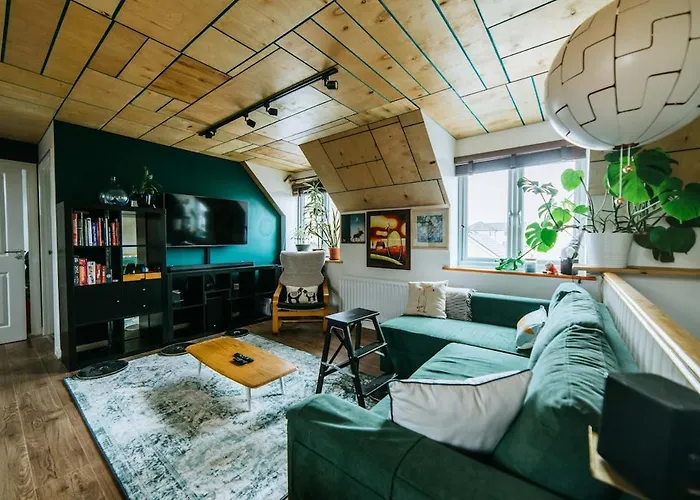 شقة Mansell Road - Trendy Loft With Free Parking